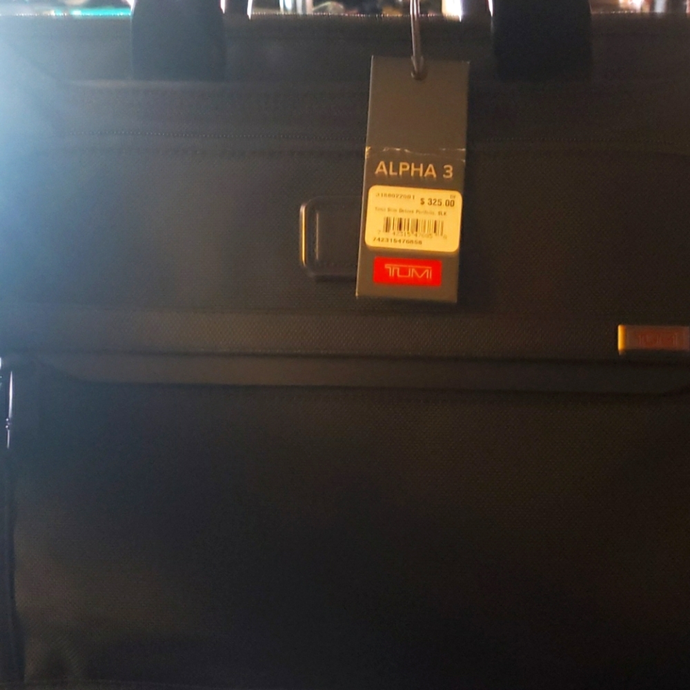 Tumi Slim Deluxe Protfolio